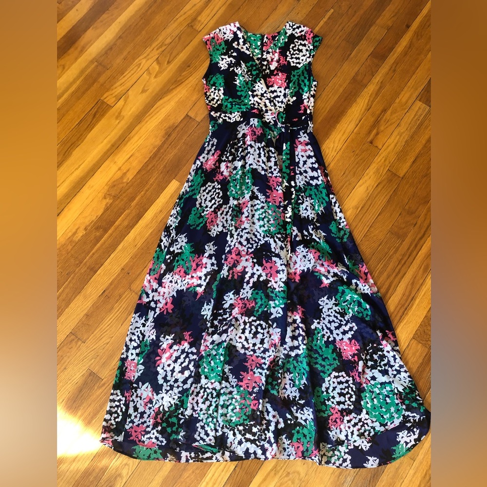 Just…Taylor Blue Floral Spring Dress